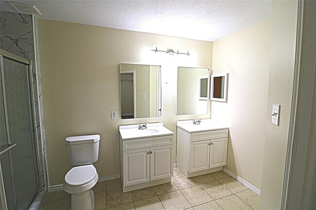 Foto del edificio - 4727 Ivy Meadow Ln