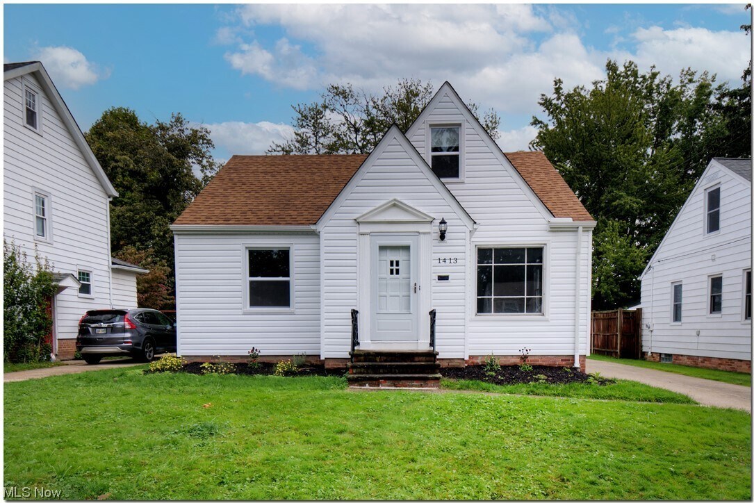 Primary Photo - 1413 Mayfield Ridge Rd