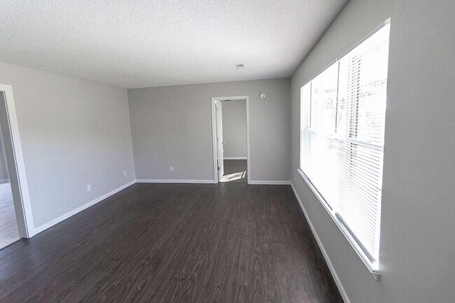 Foto del edificio - 1520 N Dawn Dr