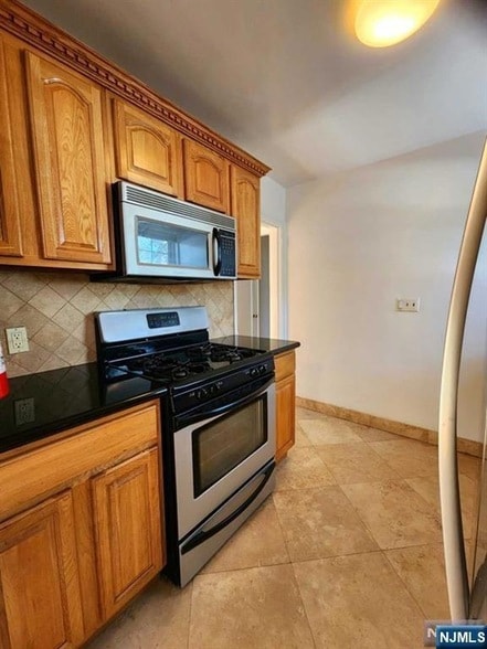 Photo - 63 W Hudson Ave Apartment