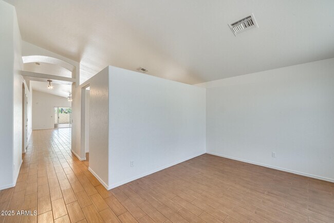 Foto del edificio - 4559 W Dailey St