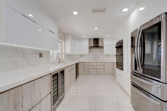 Building Photo - 11580 SW 92nd St