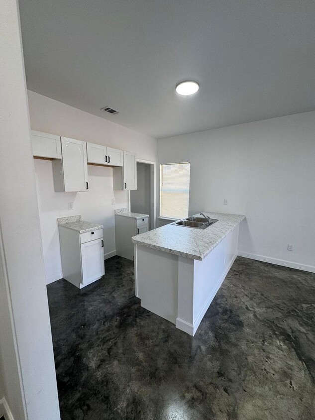 Foto del edificio - BRAND NEW CONSTRUCTION HOME AVAILABLE FOR ...