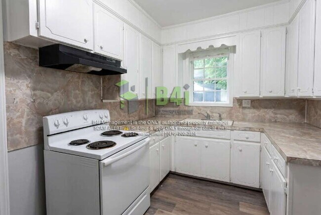 Foto del edificio - 909 E 8th St