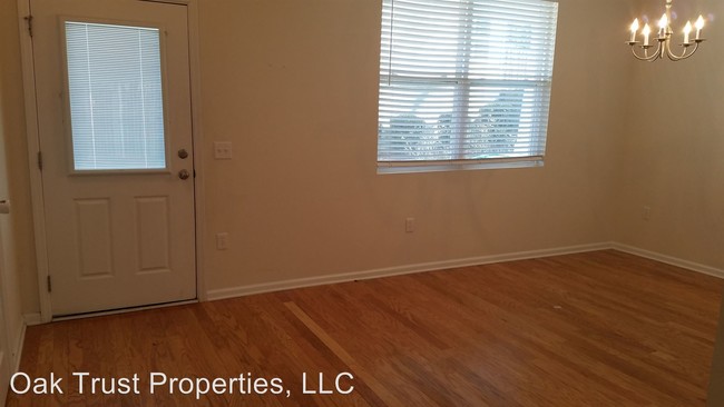 Building Photo - 3 br, 2.5 bath House - 122 Hidden Palms