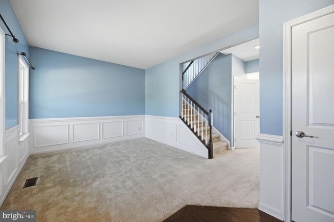Building Photo - 687 Blossom Tree Rd