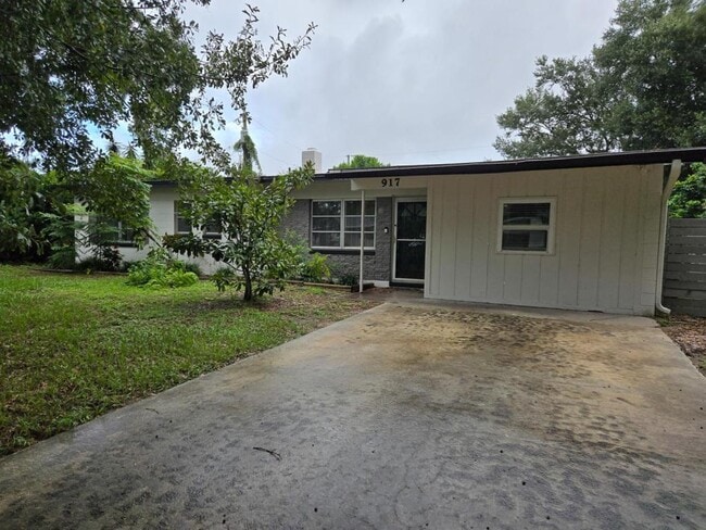 Photo - 917 Fremont Ave House