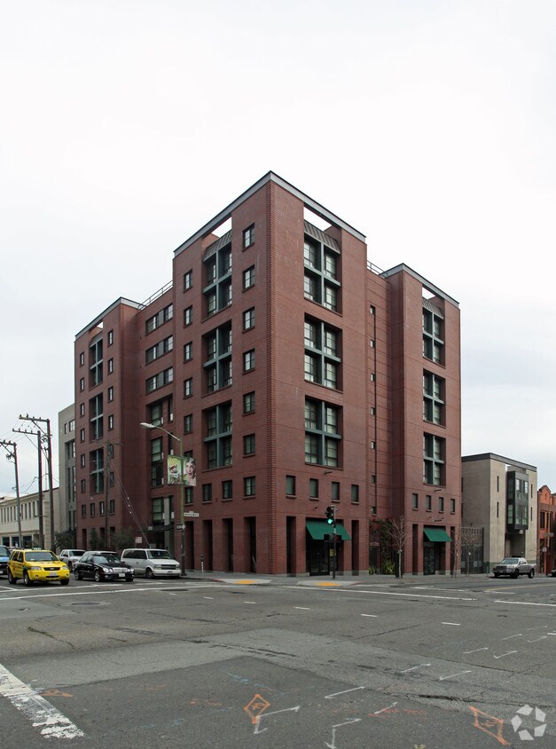 Foto principal - Broadway Family Apartments