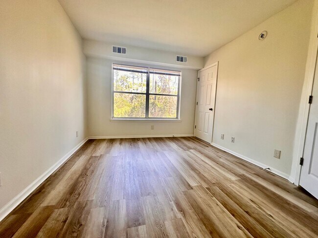 Building Photo - 200 Sandestin Ln
