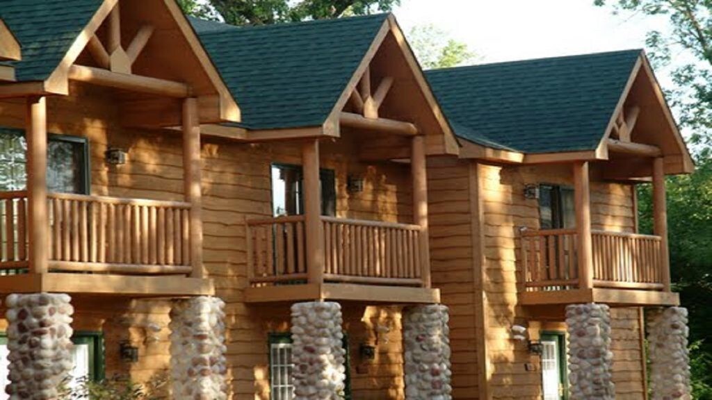 Villa Exterior - 2643 IL-178