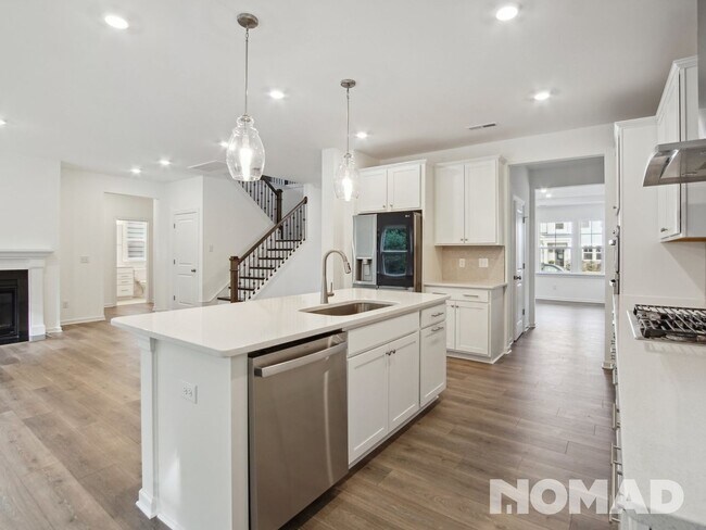 Building Photo - 5 Bedroom Single Family Home in Wake Forest