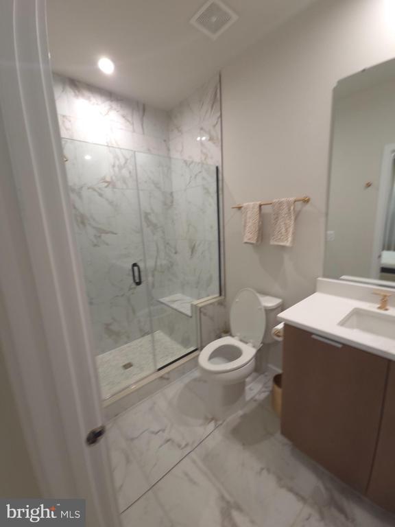 Foto del edificio - 43433 Wilcox Terrace