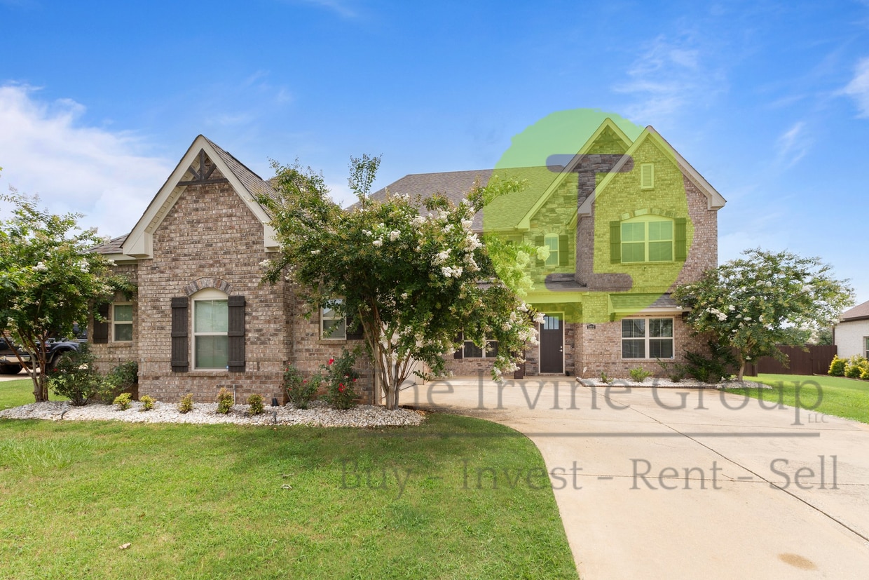Primary Photo - 5 Bedroom, 3.5 bath Rental Available in Gl...