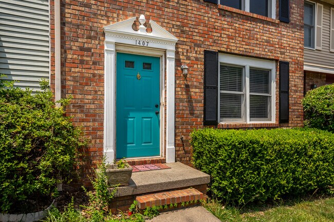 Foto del edificio - 1407 Springleaf Cir SE