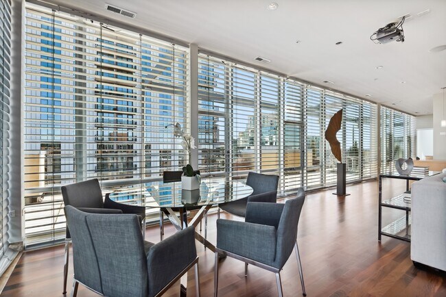 Foto del edificio - 1720 Oak Ave