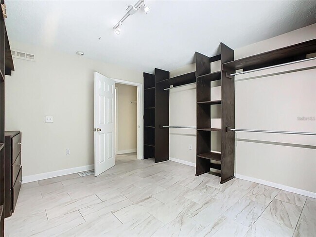 Building Photo - 3952 Warbler Dr