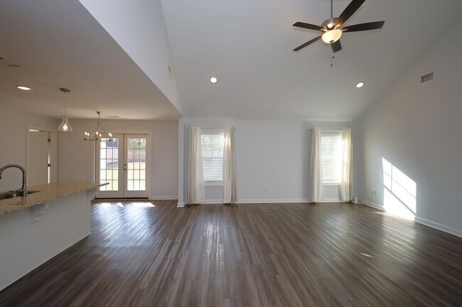 Foto del edificio - 2527 Naples Ln