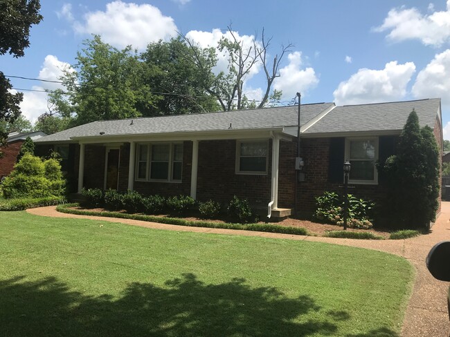 Building Photo - 3007 Stafford Dr