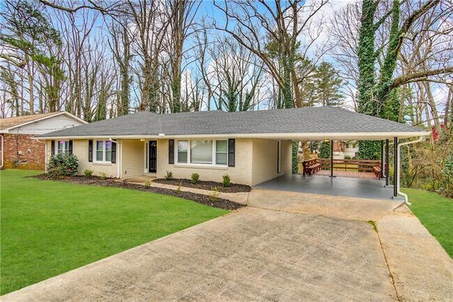 Building Photo - 2275 Clifton Springs Rd