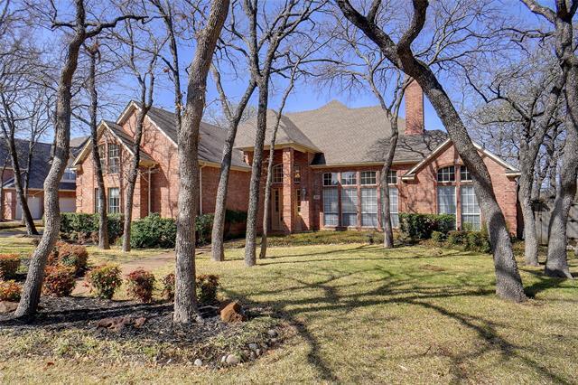 Foto del edificio - 300 Timber Lake Dr