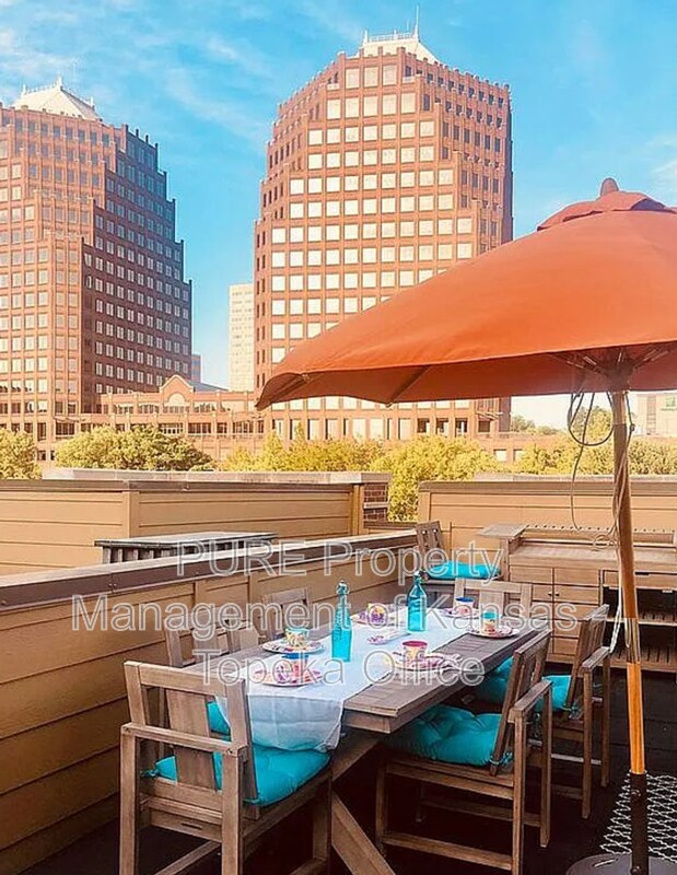 Foto del edificio - 4540 J C Nichols Pkwy