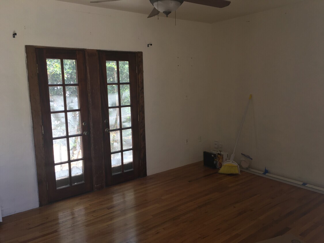 Foto del edificio - 3349 Herman Ave