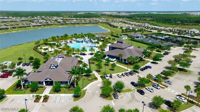 Foto del edificio - 19724 The Pl Blvd