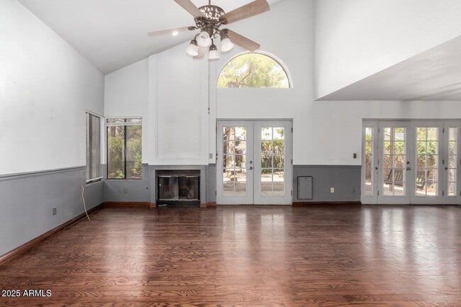 Building Photo - 730 E Rosemonte Dr