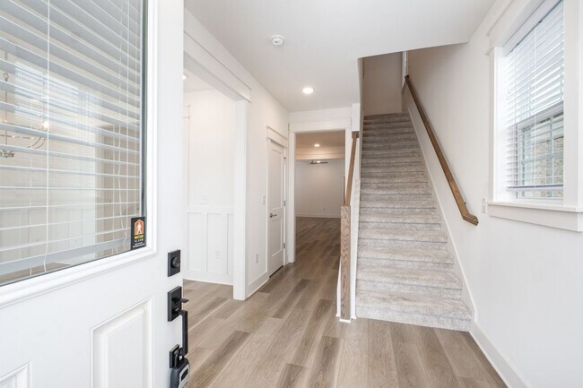 Foto del edificio - Stunning 4 Bedroom Home in Carothers Crossing!