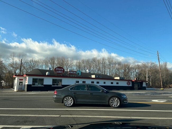 Building Photo - 1307 6th Ave
