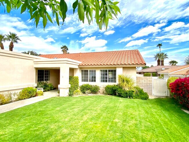 Building Photo - 79760 Fiesta Dr