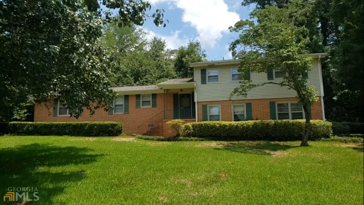 4044 Meadowbrook Dr, Macon, GA 31204 House Rental in Macon, GA