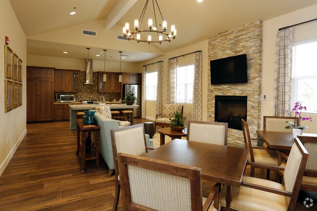 Casa club - Villa del Sol Senior Apartments