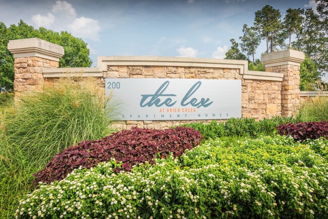 Foto del edificio - The Lex at Brier Creek