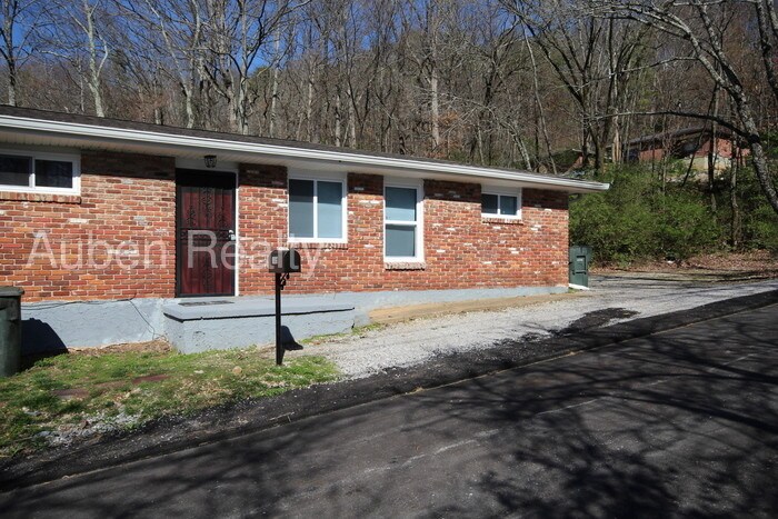 Primary Photo - Renovated and Move In Ready
