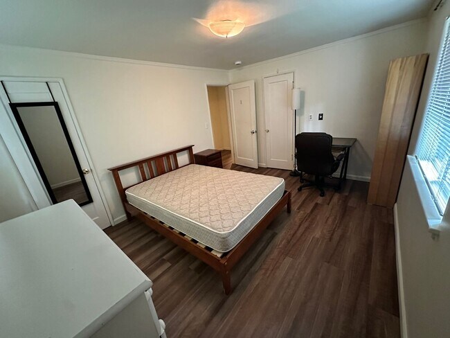 Photo - Lewis & Clark Law Students ONLY Apartment