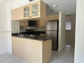 Building Photo - 1819 SW 107th Ave