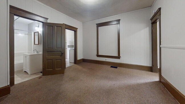 Foto del edificio - Charming 3-Bedroom Home in Canton, OH
