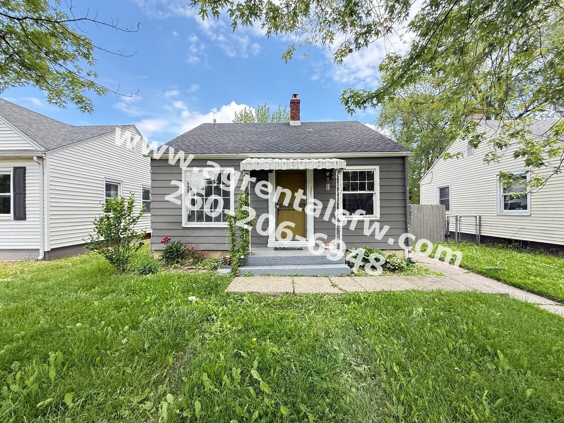 Primary Photo - 2 Bedroom House