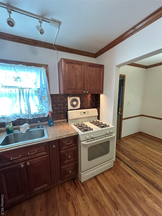 Foto del edificio - 420 Pennsylvania Ave