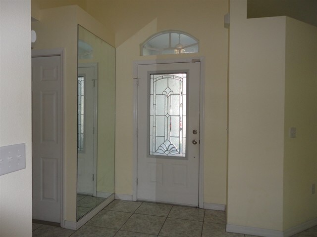 Foto del edificio - 7821 Floradora Dr