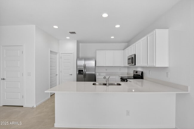 Building Photo - 12509 E Verbina Ln