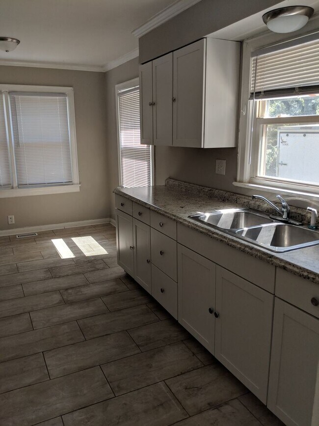 Foto del edificio - Great 3 bedroom Home in Paducah