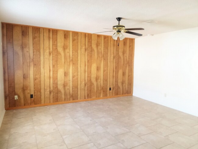 Foto del edificio - 1035 Giovanni St