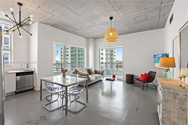 Foto del edificio - 133 NE 2nd Ave