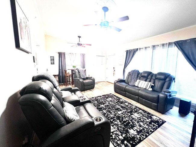 Building Photo - Rental Property