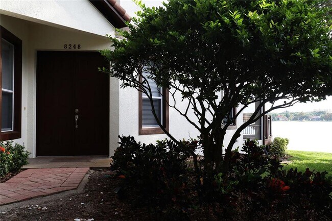 Foto del edificio - 8248 Tivoli Dr