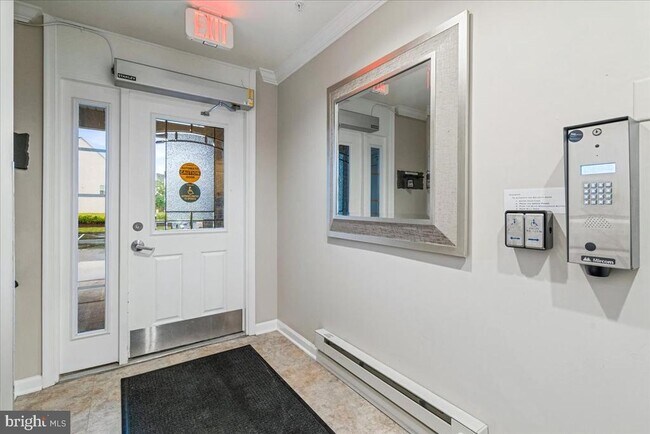 Foto del edificio - 6501 Walcott Ln