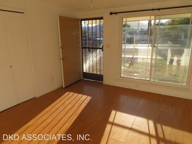 Building Photo - 3 br, 2 bath House - 10052 KENWORTHY DR