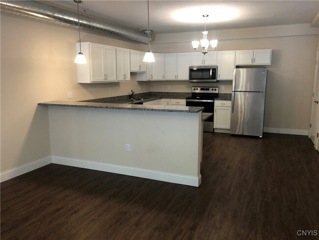 Building Photo - 224 Chapel St